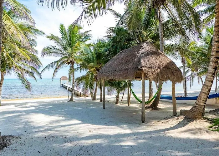 Hébergement de vacances Beachfront Paradise With Private Pool Ocean View Full Kitchen & Shaded Patio - Mandala *