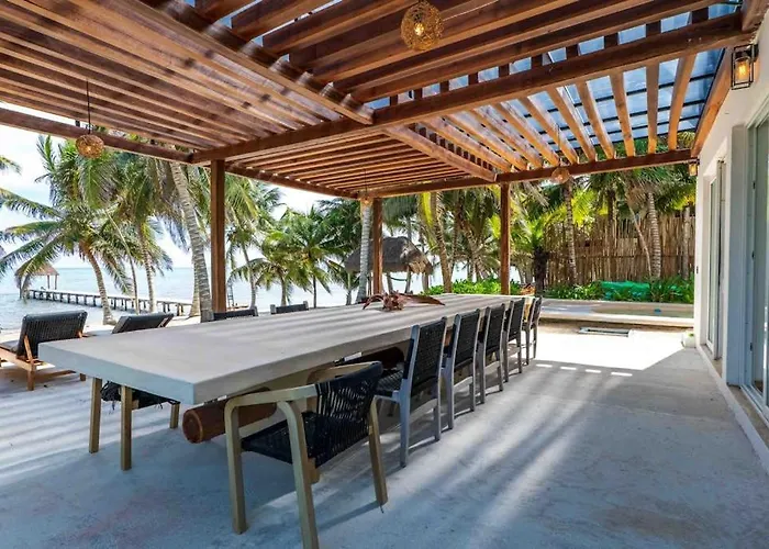 Hébergement de vacances Beachfront Paradise With Private Pool Ocean View Full Kitchen & Shaded Patio - Mandala *